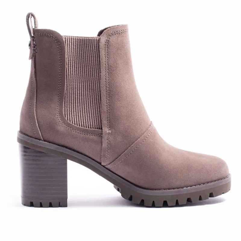 Boots en velours gris avec semelles crantées, Ugg