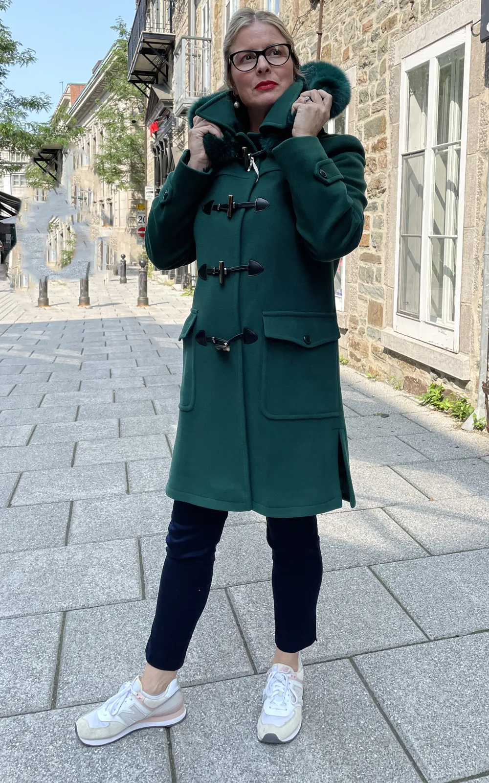 Manteau en laine avec capuchon