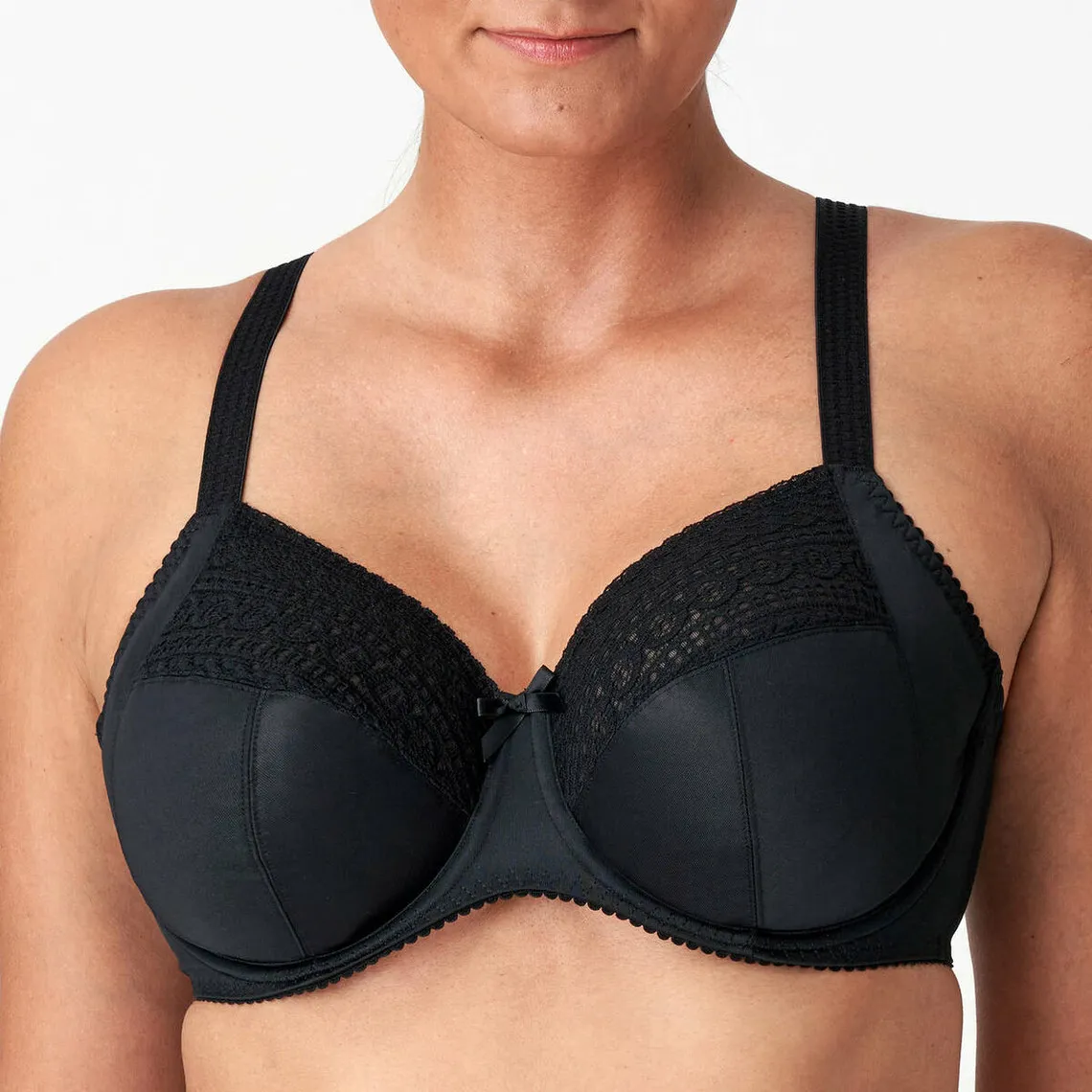 Soutien-gorge emboitant noir | 3 Suisses