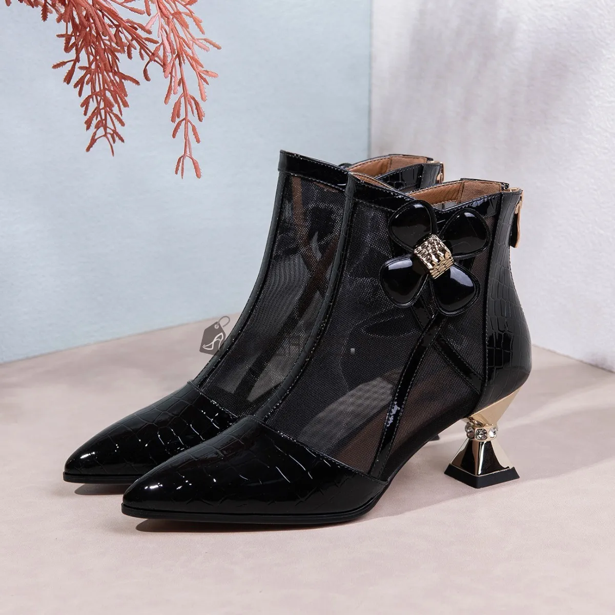 Talon Spécial Filet Noeud Noir Sandale Ceremonie Bottine Femme Talon Mi Haut Bout Pointu En Relief Fleur